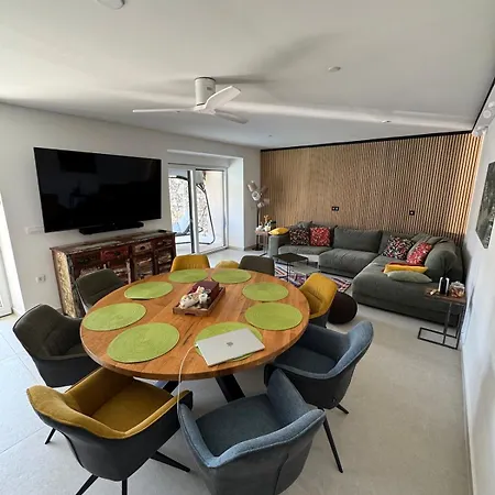 Вилла Nello Mit Pool & Whirlpool *