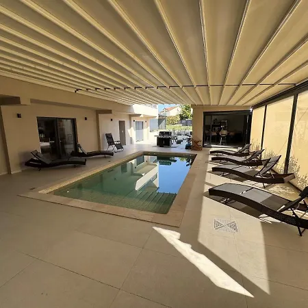 Nello Mit Pool & Whirlpool ヴィラ Rogovici