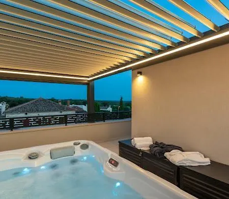빌라 Nello Mit Pool & Whirlpool *