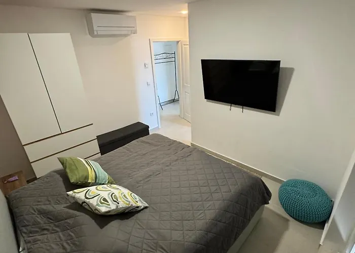 빌라 Nello Mit Pool & Whirlpool *