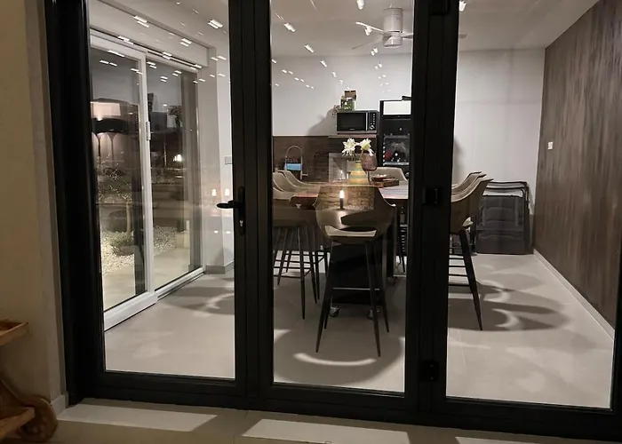 Nello Mit Pool & Whirlpool * Rogovici