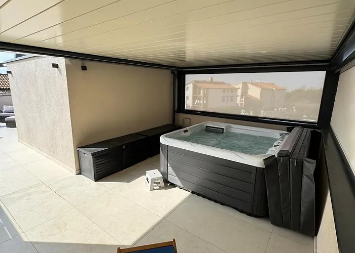 Nello Mit Pool & Whirlpool 빌라 *