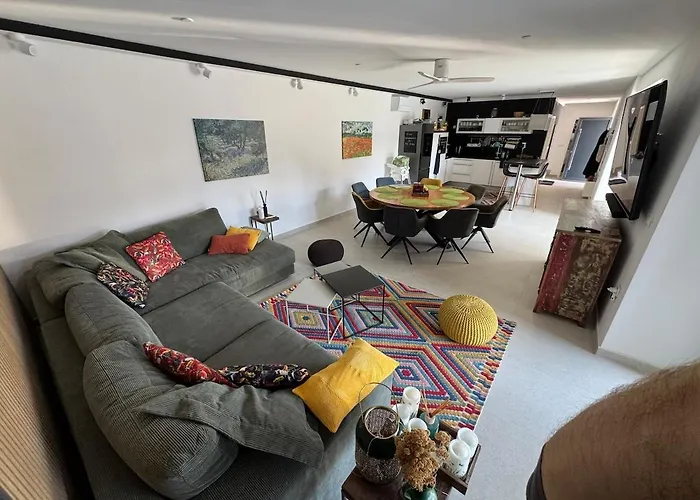 Nello Mit Pool & Whirlpool Rogovici