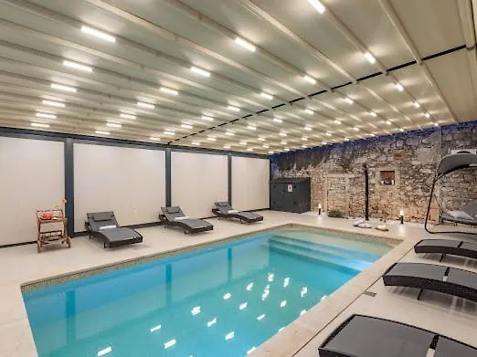 Nello Mit Pool & Whirlpool 빌라 *